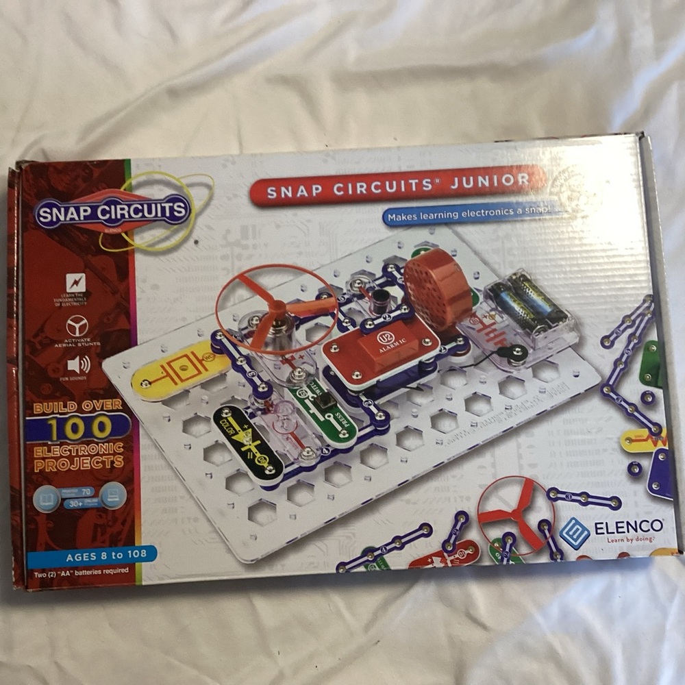Snap Circuits Junior Electronics Kit - Red and Blue